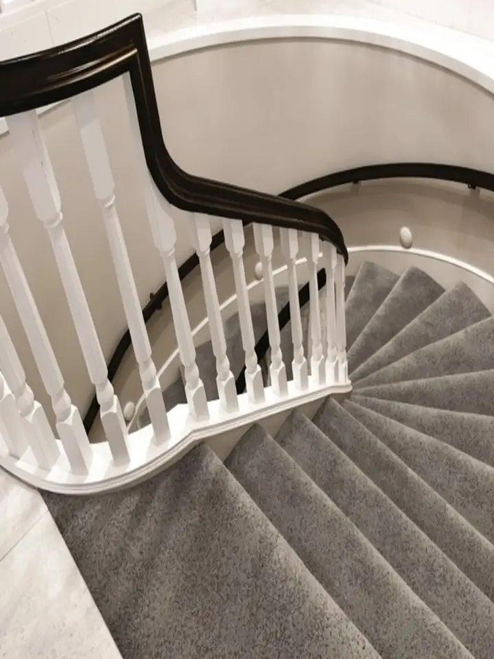 Curved Staircarpets